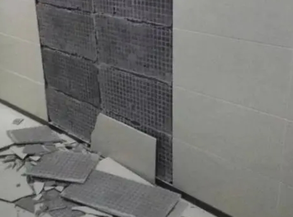 三门峡市瓷砖空鼓维修公司分享下三门峡市墙砖松动维修的知识